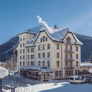 Hotel Montana By Mountain Hotels